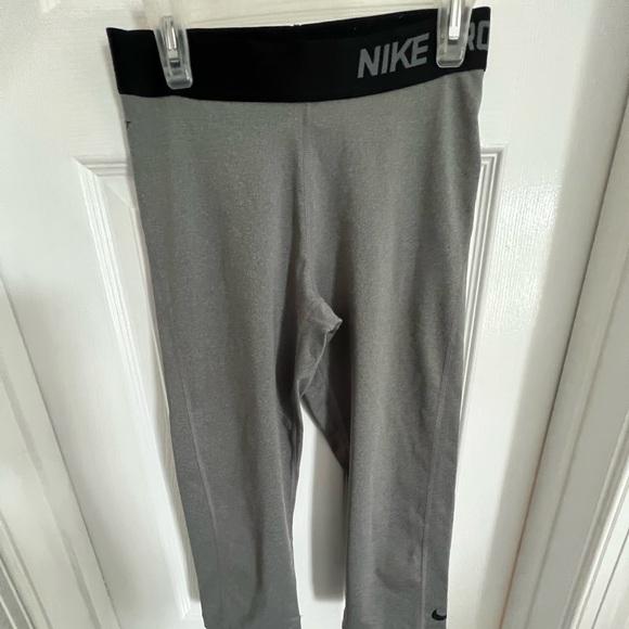 nike grey sports leggings